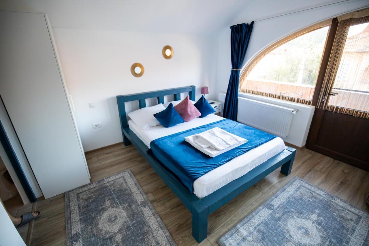 Dania&Petru Residence Tîrgu Ocna Zewnętrze zdjęcie